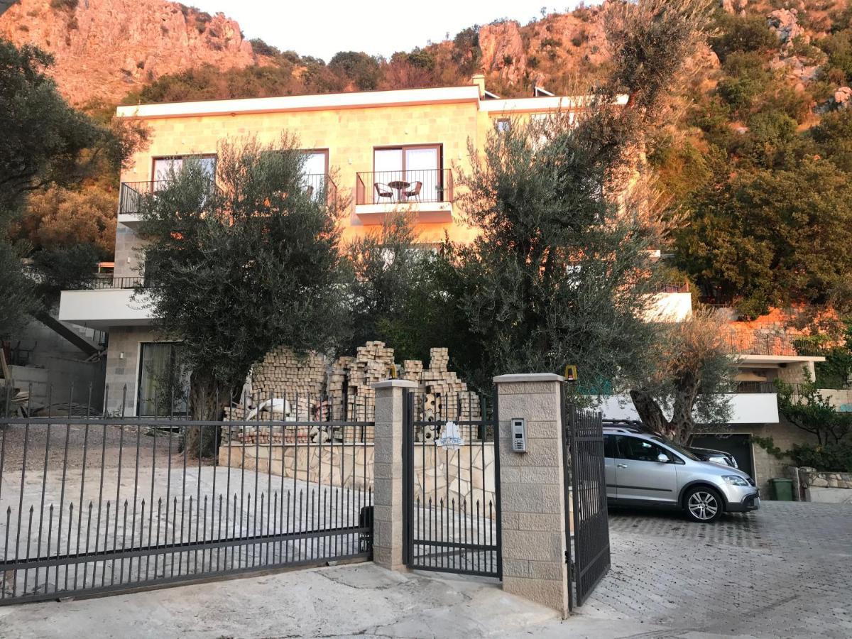 Rezevici Boutique Villa Petrovac na moru Exterior foto